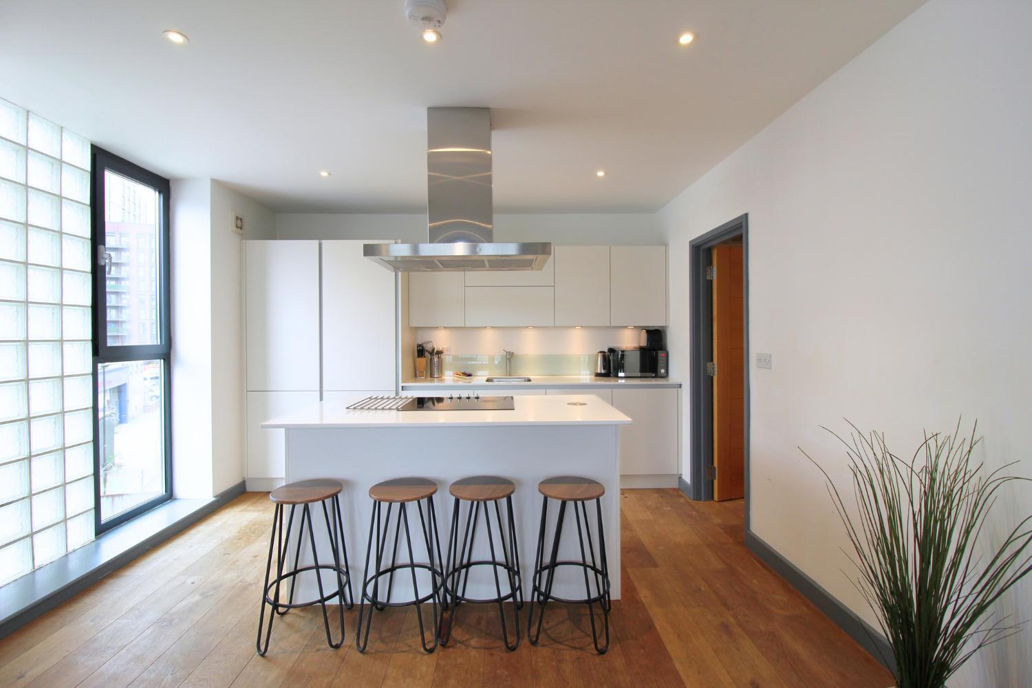לונדון Canning Town By Viridian Apartments מראה חיצוני תמונה